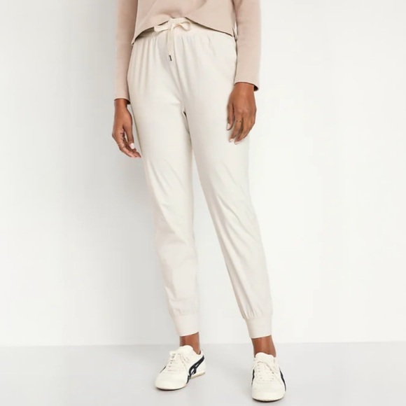Old Navy Pants - {Old Navy} "High Waisted SleekTech Joggers" Wishbone Tapered Straight Pants